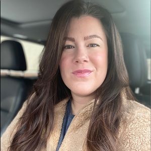 Meet your Posher, Cara